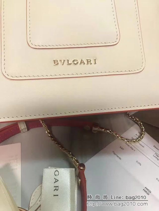 BVLGARI寶格麗 專櫃最新 閃電吊墜限量款 小牛皮三層風琴包 可手提肩背斜挎 B286999 FYD1426